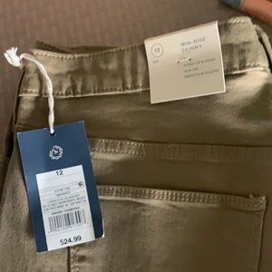 Mid rise skinny kahki jeans